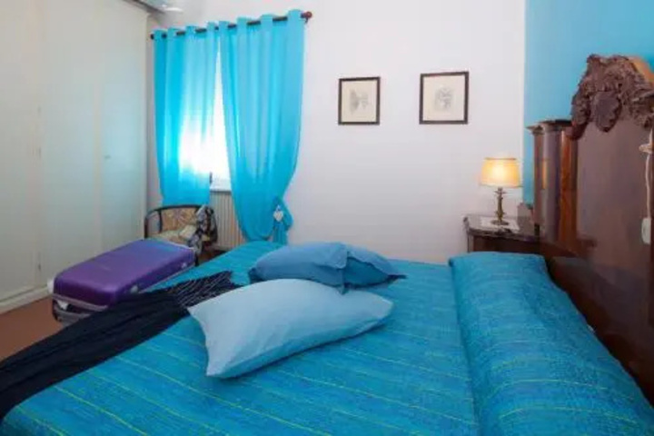 Room 3 of 23