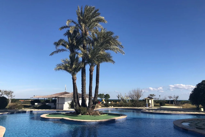Pool 9 of 12