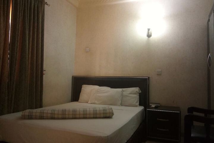 Room 3 of 24