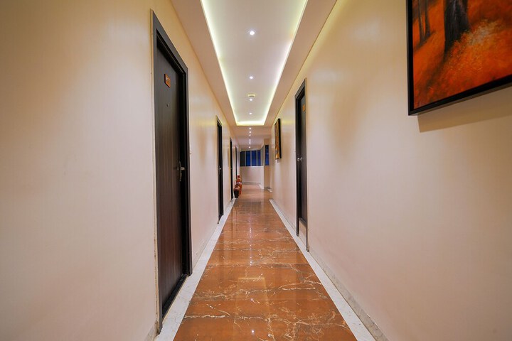 Hotel Interior 8 of 33