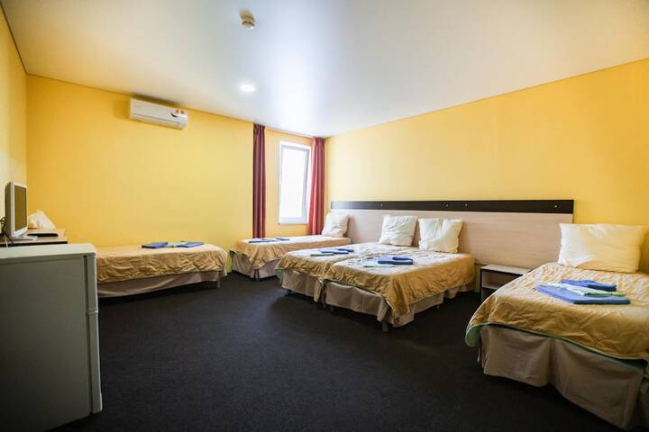 Room 14 of 39