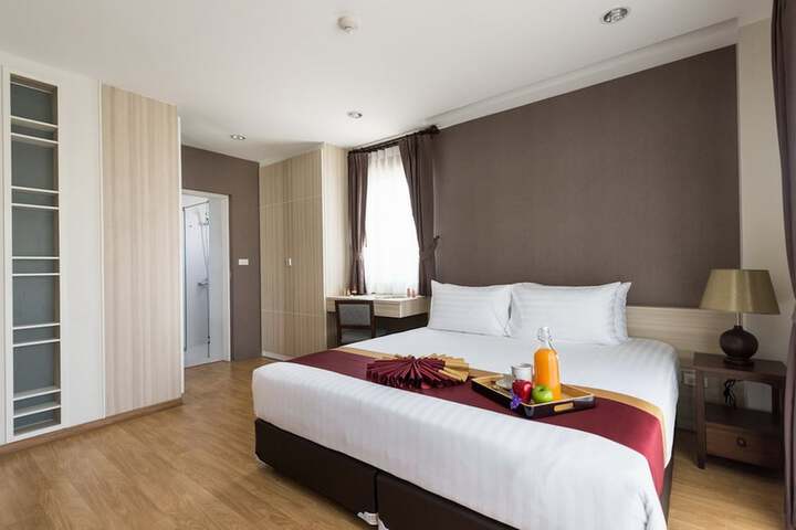 Room 7 of 47