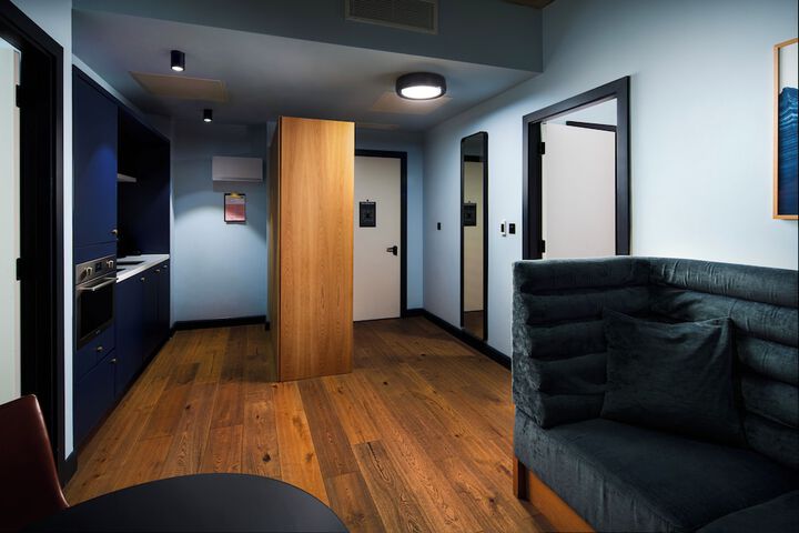 Room 46 of 71