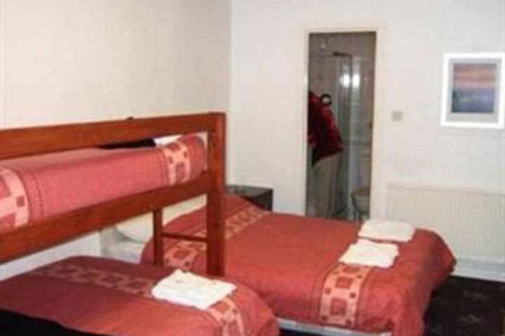 Room 16 of 31