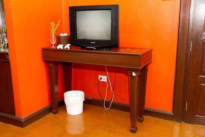 Room 18 of 40