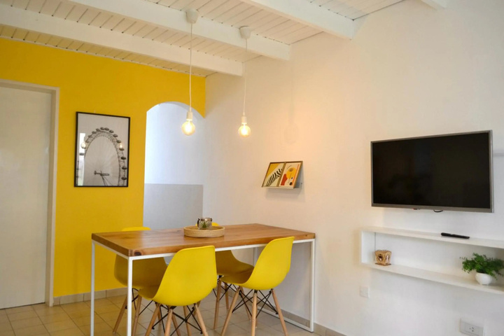 Room 3 of 12