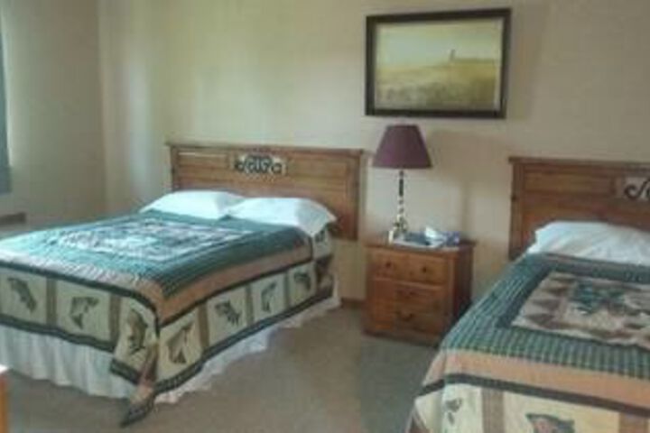 Room 2 of 9