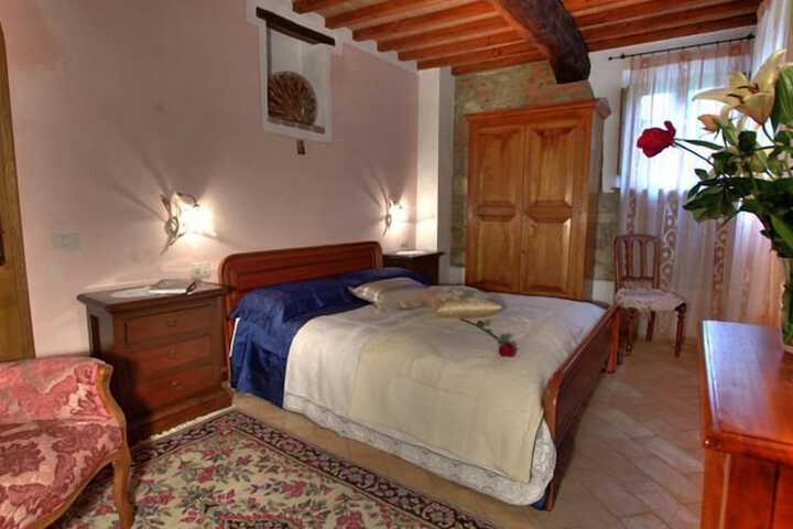 Room 10 of 73