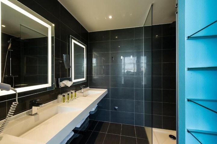 Clean Restrooms