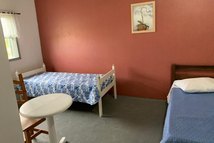 Room 33 of 37