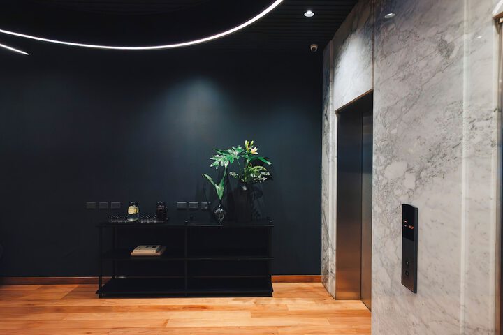 Guest Lobby