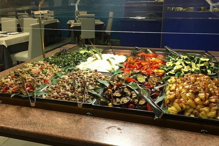 Dining Photos