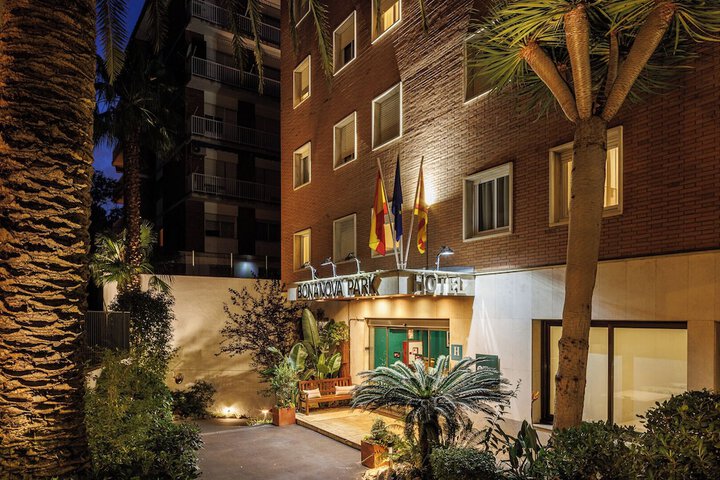 Hotel Entry
