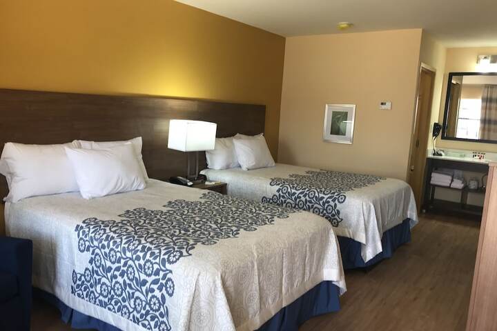 Double Accessible King Size Bed (7 of 10)
