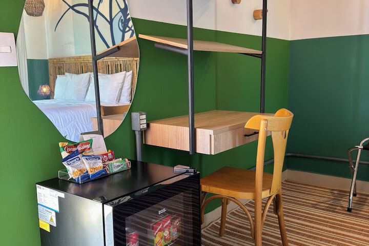 Room 41 of 83