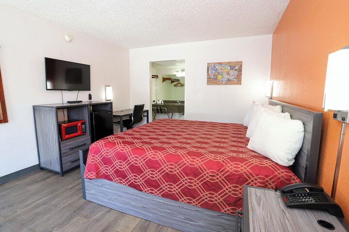 Double or Twin Room 2 Double Beds (6 of 9)
