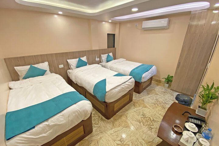 Room 33 of 119