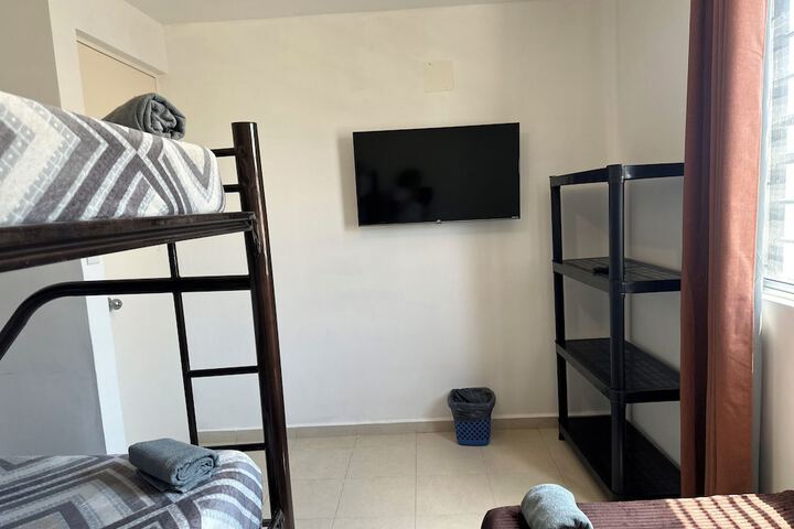 Room 34 of 119