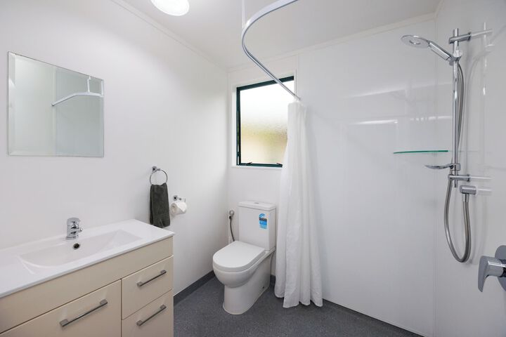 Room 54 of 63