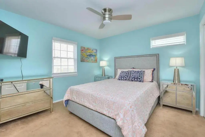 Room 5 of 24