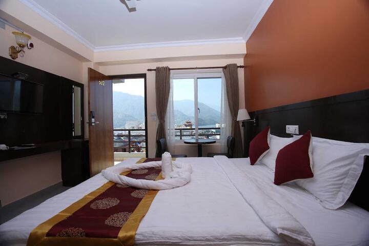 Room 25 of 71