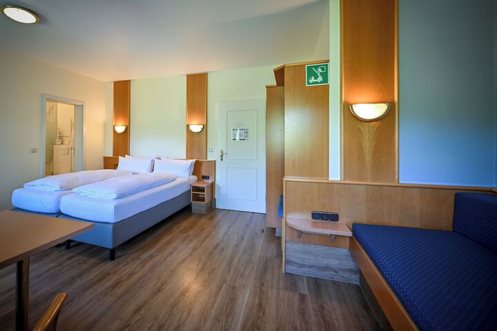 Room 9 of 51