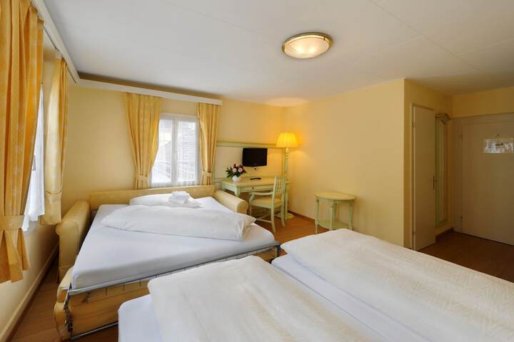 Room 15 of 58
