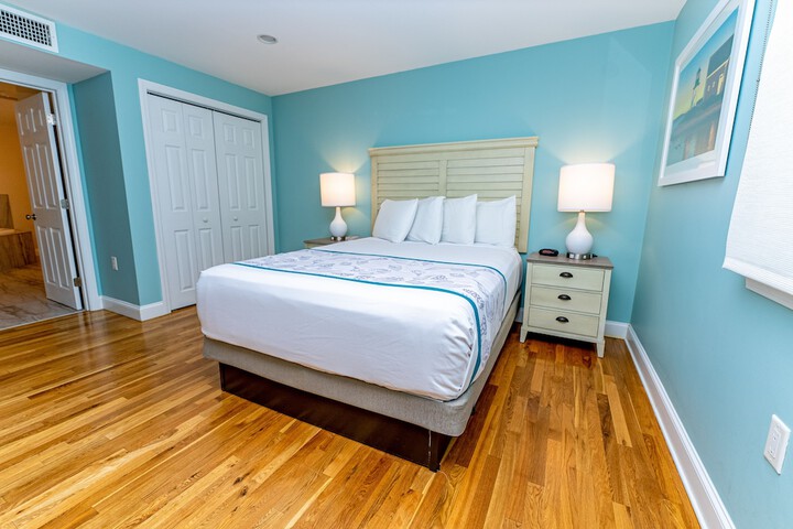 Room 9 of 49
