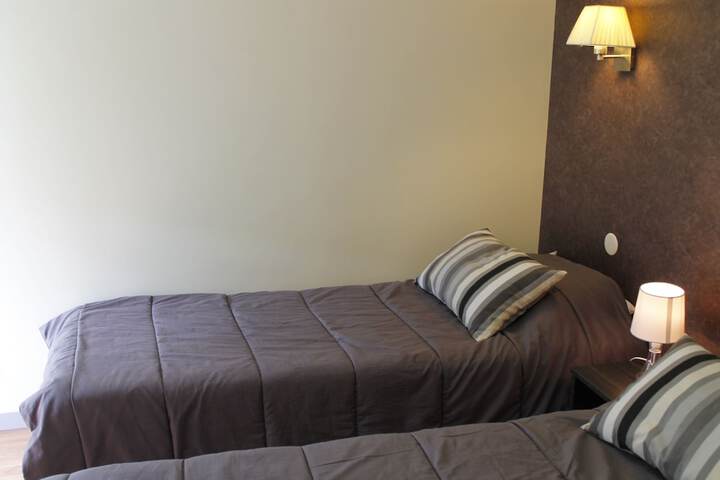 Room 5 of 44