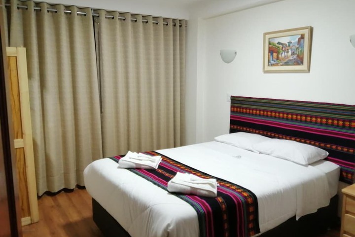 Room 16 of 33