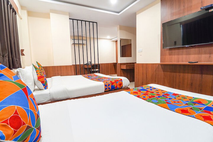 Room 13 of 29