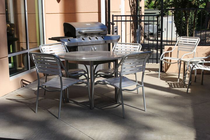 BBQ/picnic area