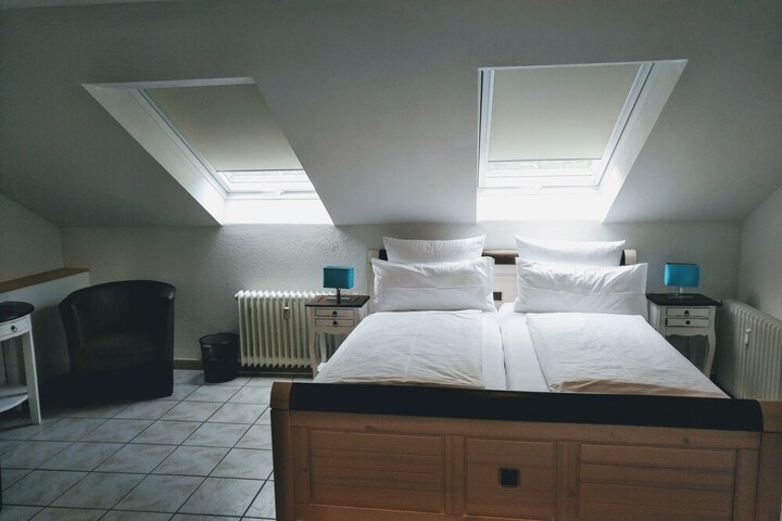 Room 7 of 21