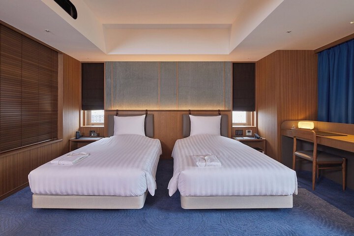 Room 9 of 58