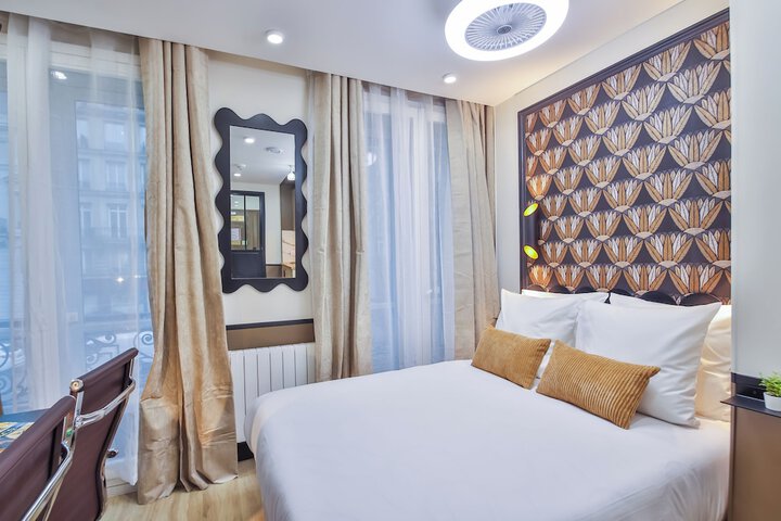 Room 22 of 116