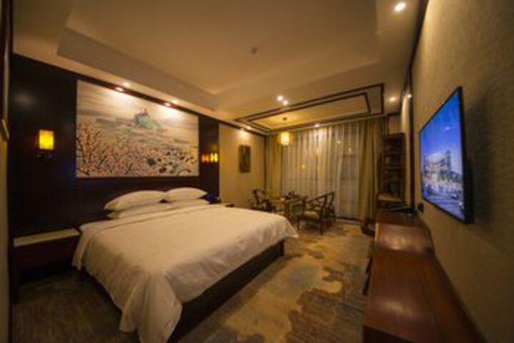 Room 9 of 29