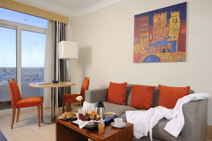 Room 35 of 113