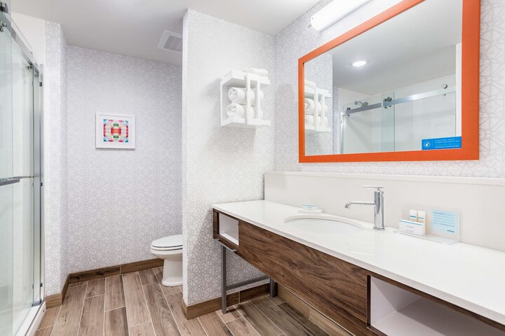 Bathroom shower