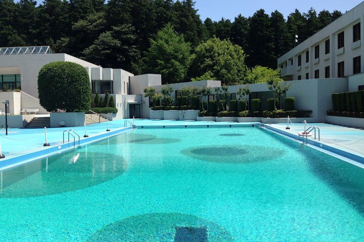 Pool Hotel