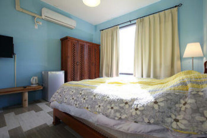 Room 21 of 53