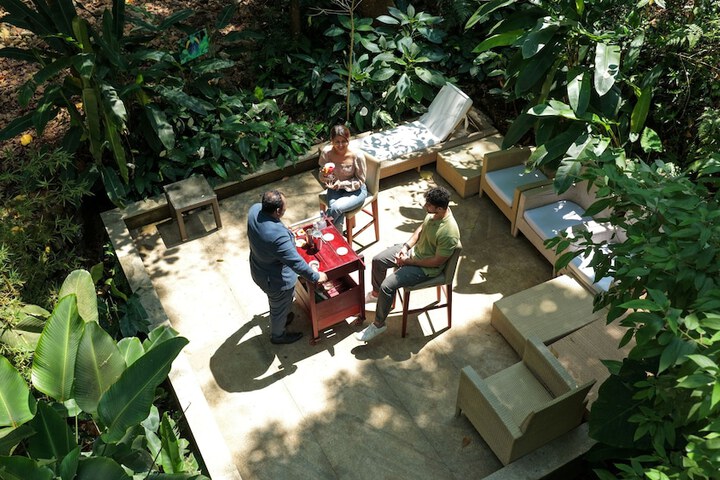 Guest Lobby