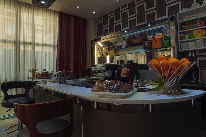 Breakfast/Coffee Service 19 of 21
