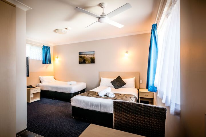 Room 4 of 56