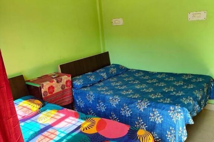 Room 7 of 66