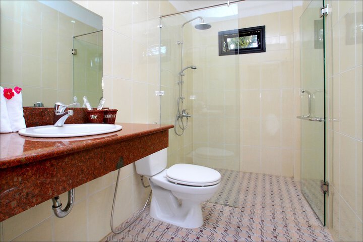 Room 12 of 26
