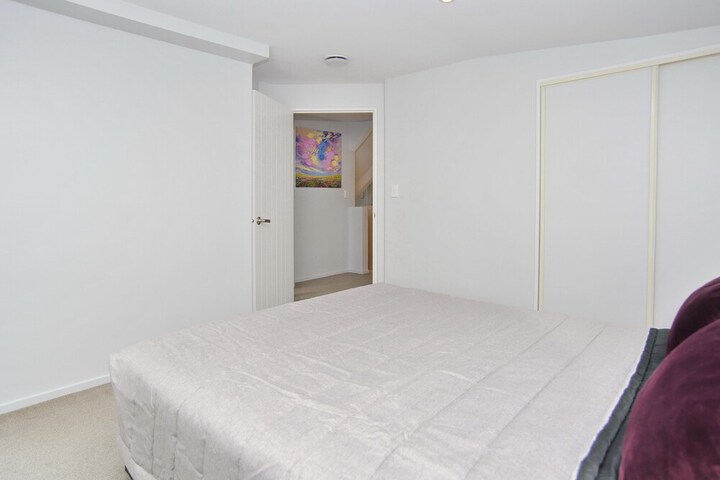 Room 7 of 57