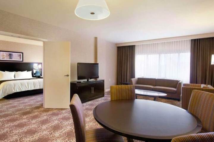 Room 10 of 54