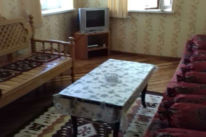 Room 10 of 15