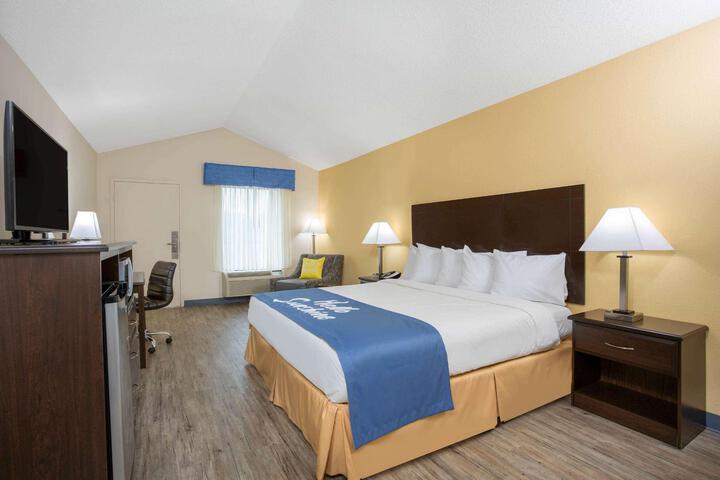 1 King Bed (1 of 2)