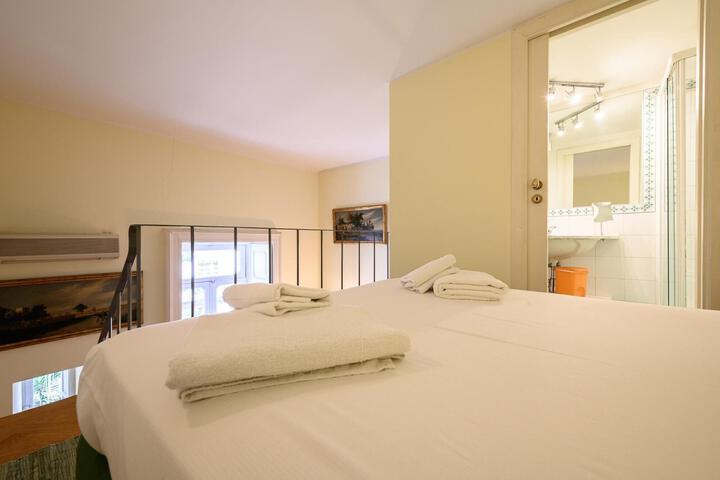 Room 26 of 56